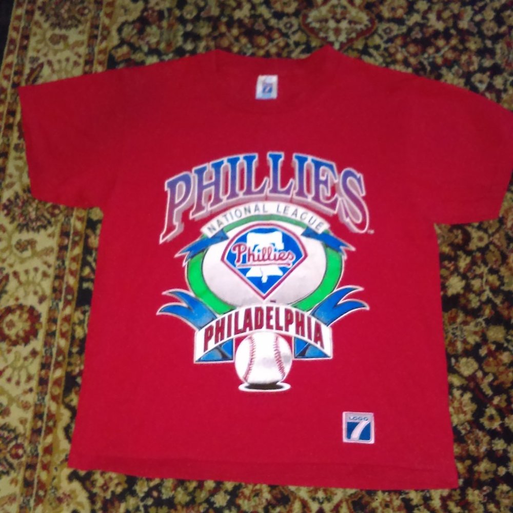 Phillies Logo 7 size M